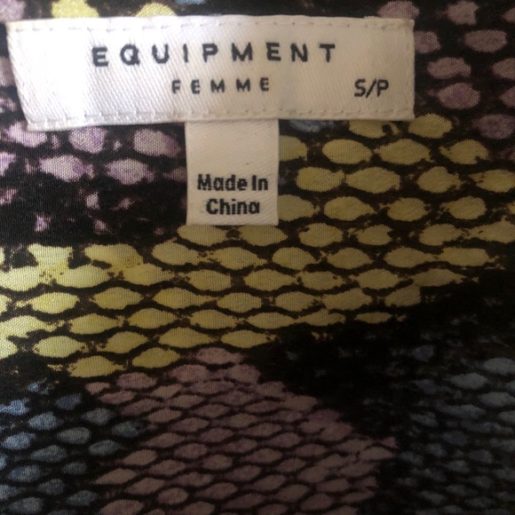 Equipment Silk Snake pattern shirt - Picture 2 of 6